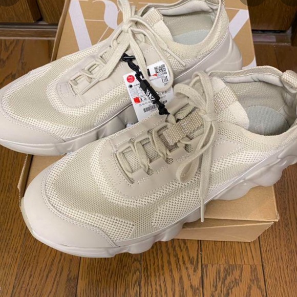 ZARA THICK SOLED KNIT RUNNING STYLE SHOES SZ 9 EU 42 - Picture 6 of 7